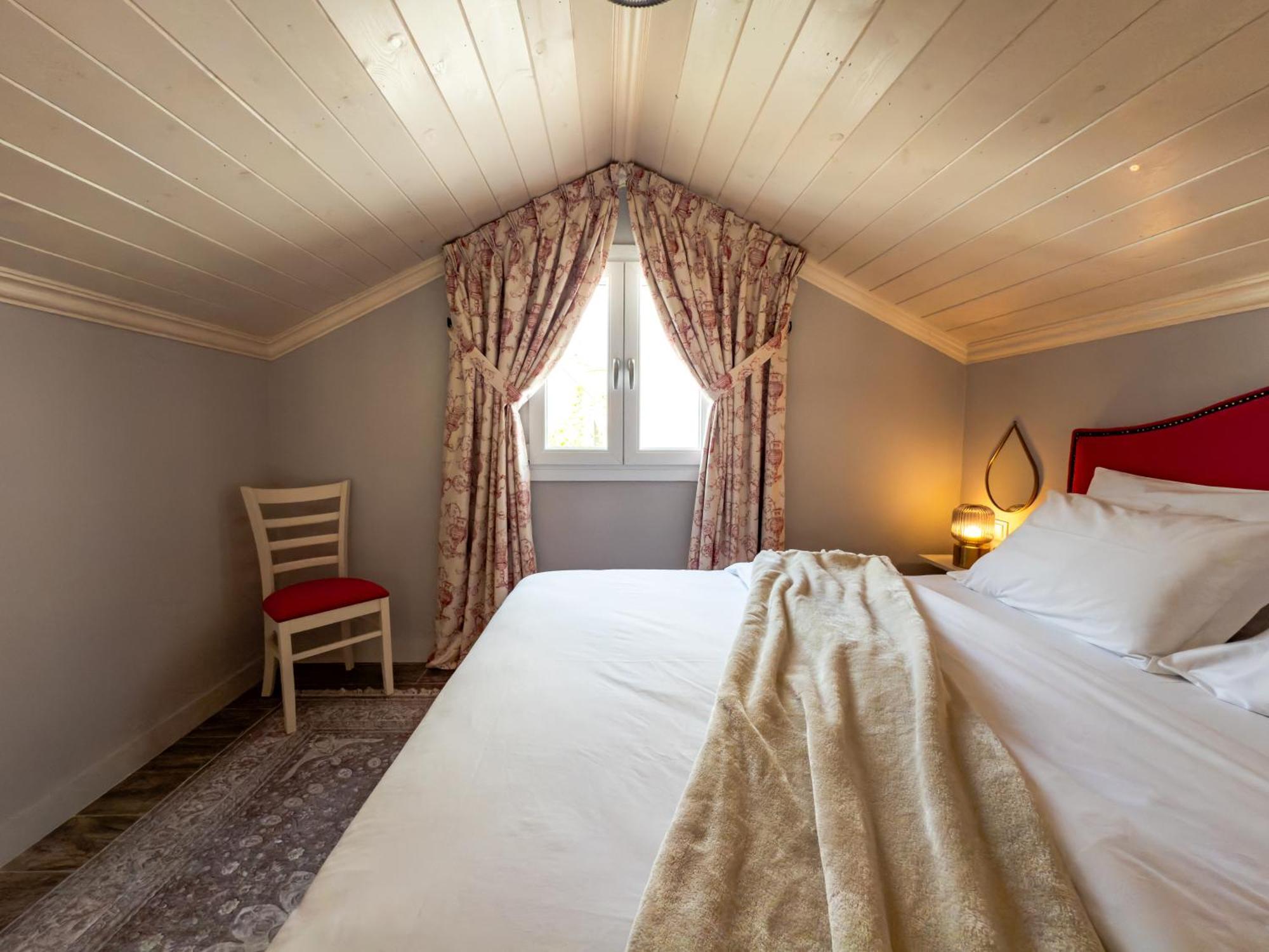 Nafsika Suites (Adults Only) Nea Moudhania Exteriör bild